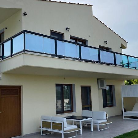 Serenity House إبانومي المظهر الخارجي الصورة